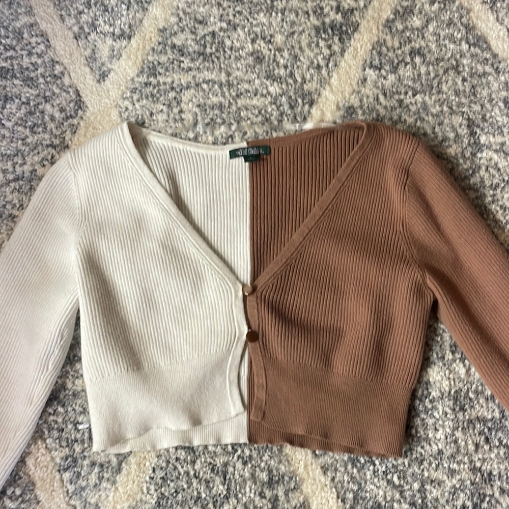 Half Brown/White Cropped V Neck Sweater